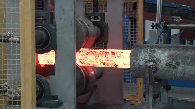 鋼球加工設備-圓鋼感應加熱軋制生產線